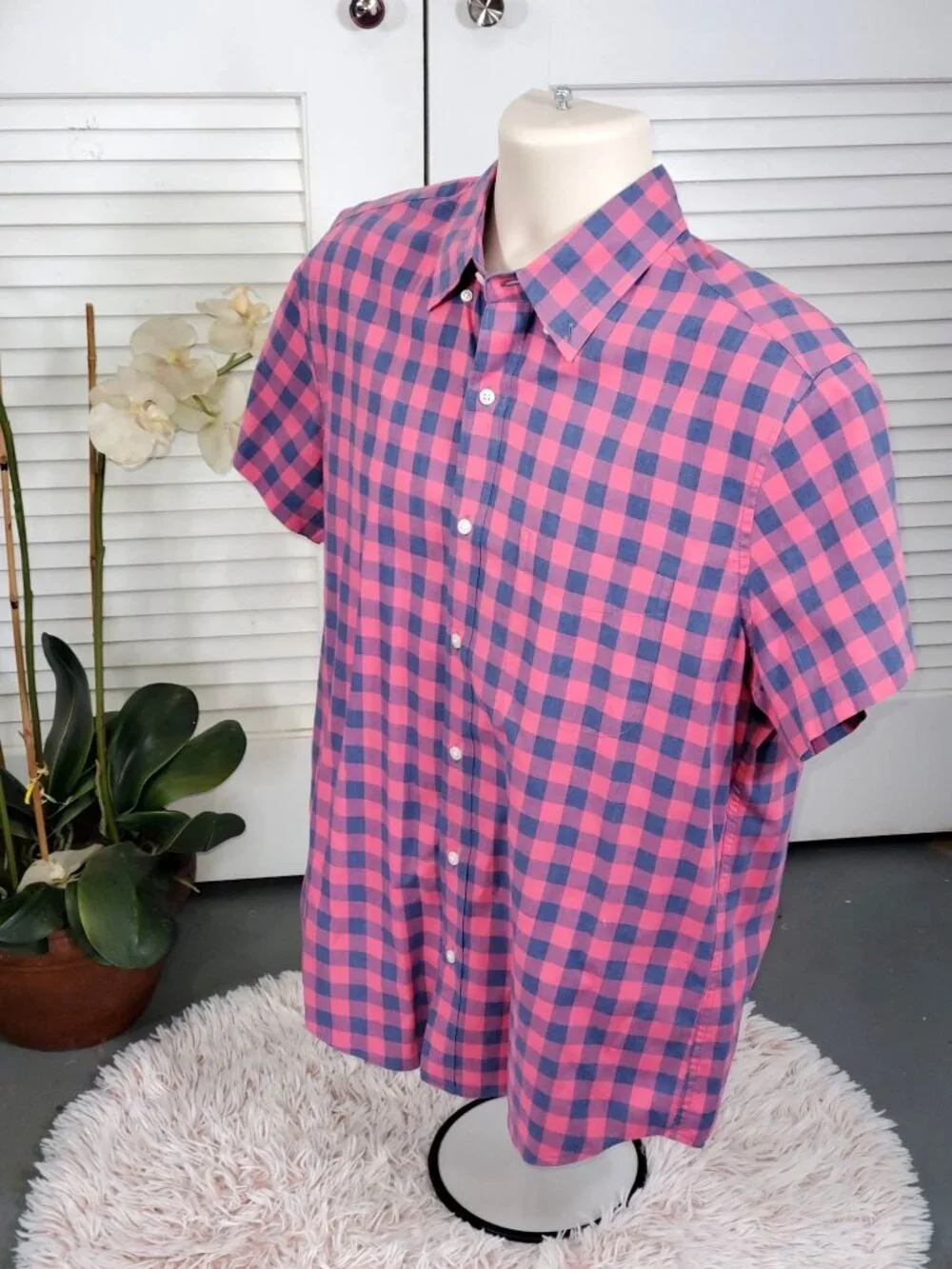 J. Crew Men's Red Blue Cotton Plaid Short Sleeve Classic Button Up Shirt Size M